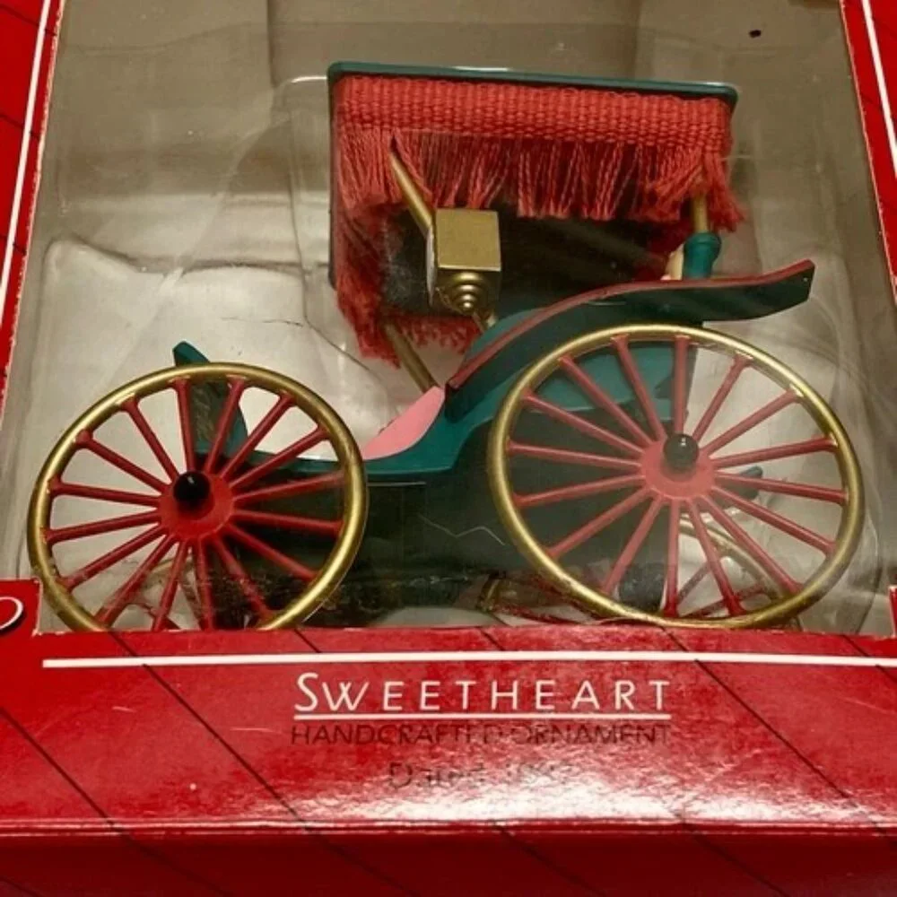 Hallmark sweetheart carriage